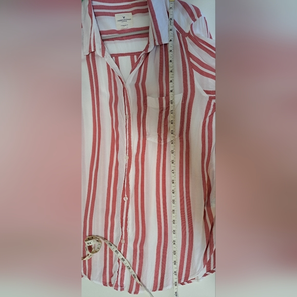 American Eagle Red and White Striped Oversized Fit Button Down Shirt Size M - Picture 7 of 8